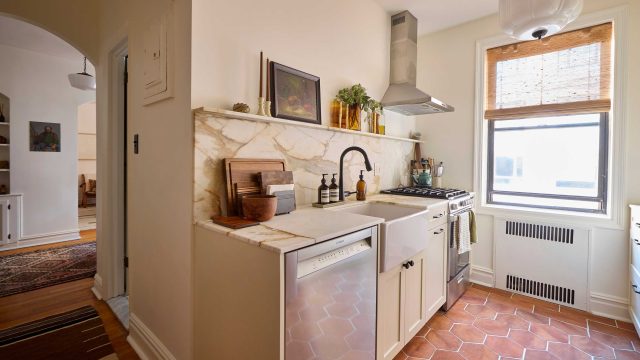Revolutionizing Open Shelving: A Cost-Effective Alternative