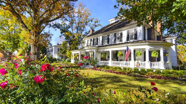 Three Paint Trends Homeowners Are Ditching in 2026