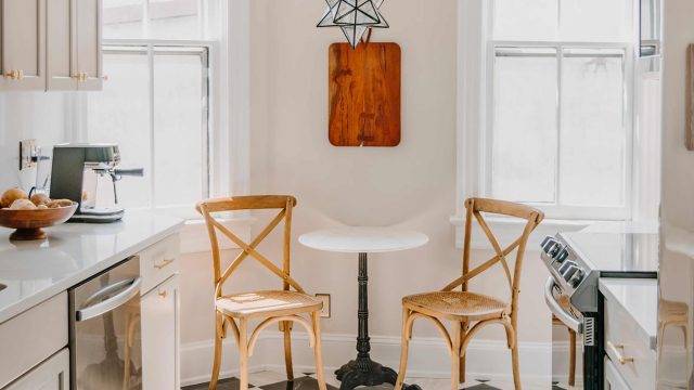 Transform Your Kitchen with Vintage Mirrors for a Timeless Look