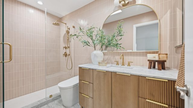 Revamping Bathroom Aesthetics: Outdated Trends to Avoid in 2026