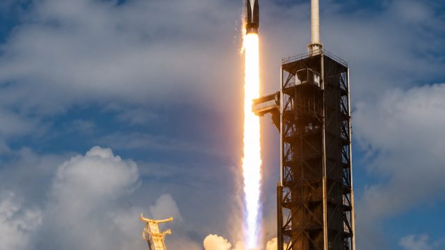 SpaceX's Bold Move: $25 Billion Debt Offering Sparks Market Curiosity | lincahqq, money138 slot logi